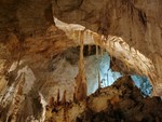 grotta ( archives Lo Gnalèi - photo : Bruno Domaine )