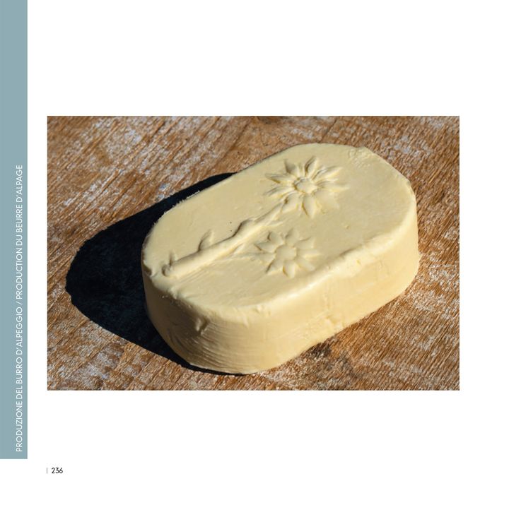 Regarde l'image Production du beurre d'alpage