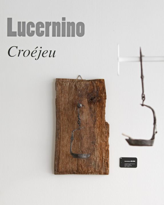 Regarde l'image Lo croéjeu - A litcherna (L'ancienne lampe à huile)